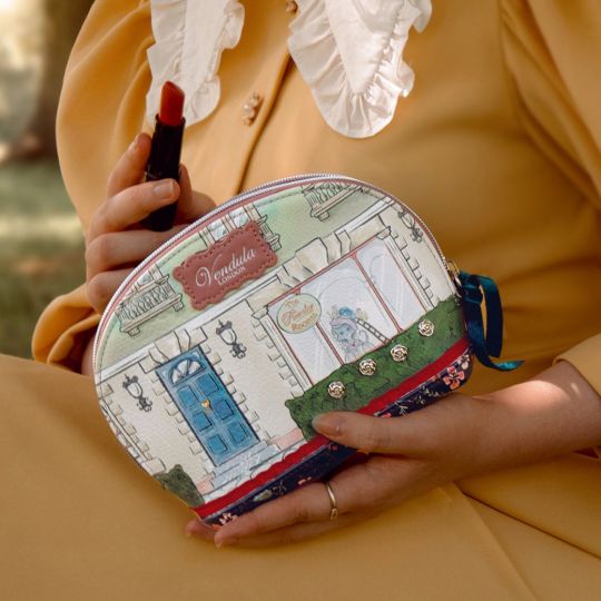 Vendula Heritage: Georgian Street Cosmetic Bag
