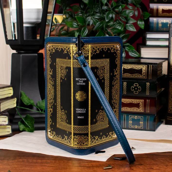 Between the Covers Bookbinders Universal Flip Phone Case