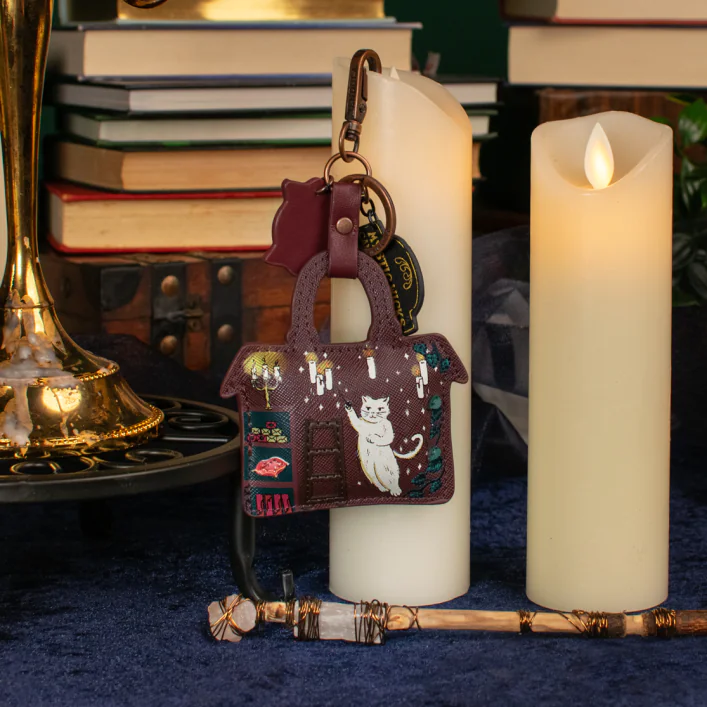 Mystic Wicks Candle and Wandmakers Key Charm